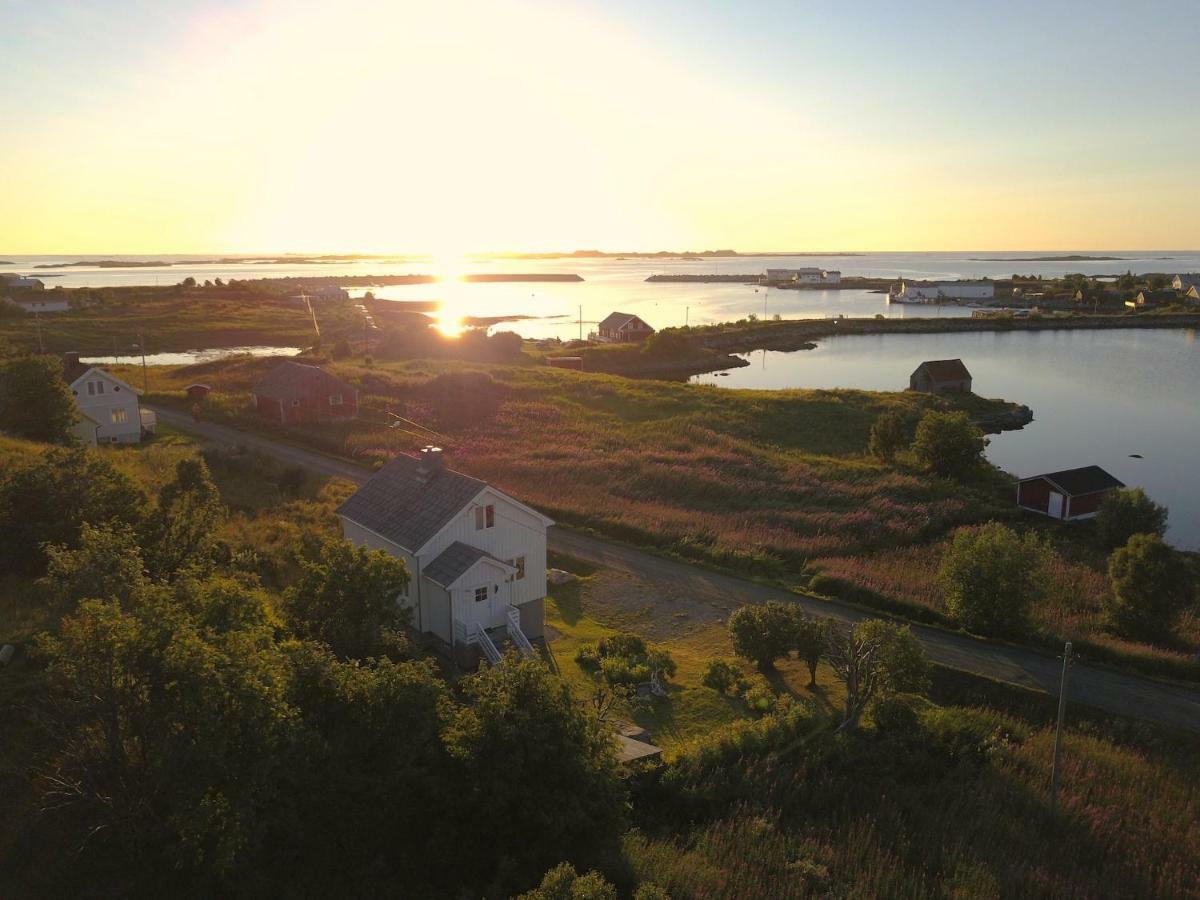 Steinbakk - Vestresand Lofoten Bostad Экстерьер фото